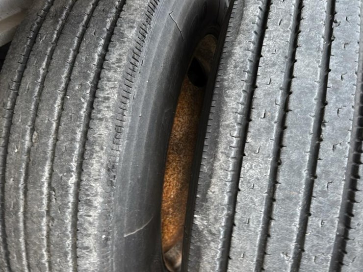 #153-•-1991-ravens-flat-bed-trailer-image-24