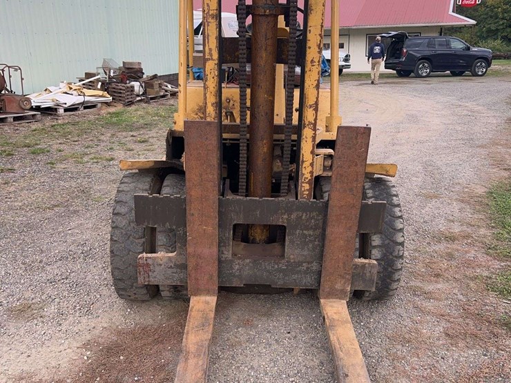 baker-forklift-image-8