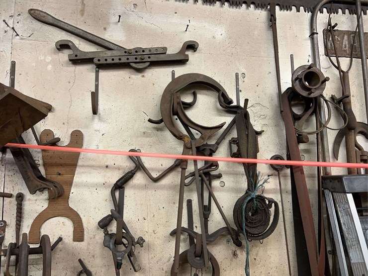 wall-of-tools-image-15