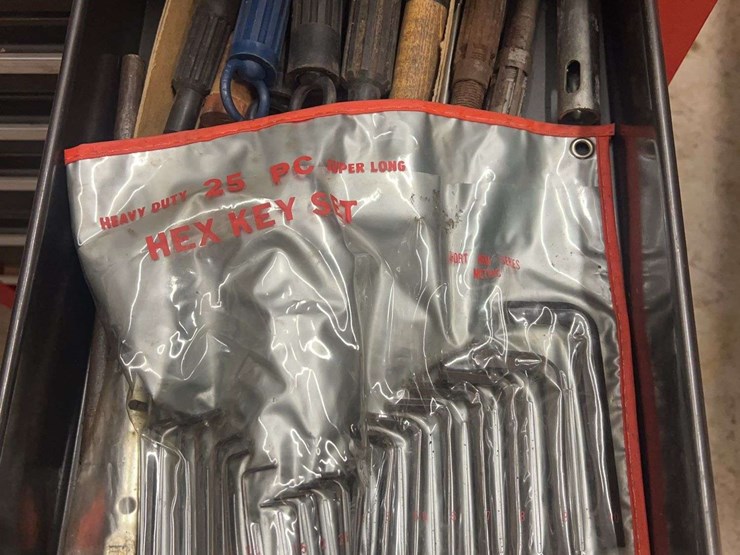 craftsman-toolbox-with-contents-image-18