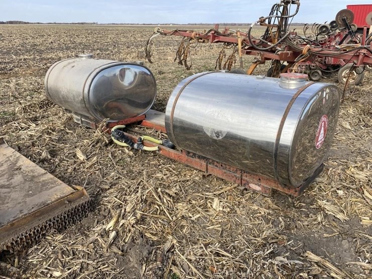 chen-farm-stainless-tanks-image-1