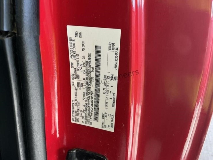 2016-ford-f150-image-15