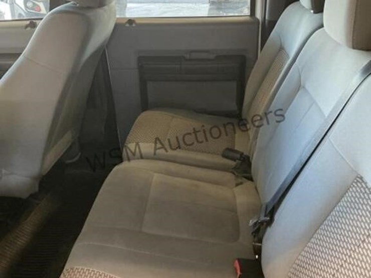 2016-ford-f550-image-27