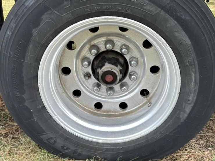 #153-•-1991-ravens-flat-bed-trailer-image-31