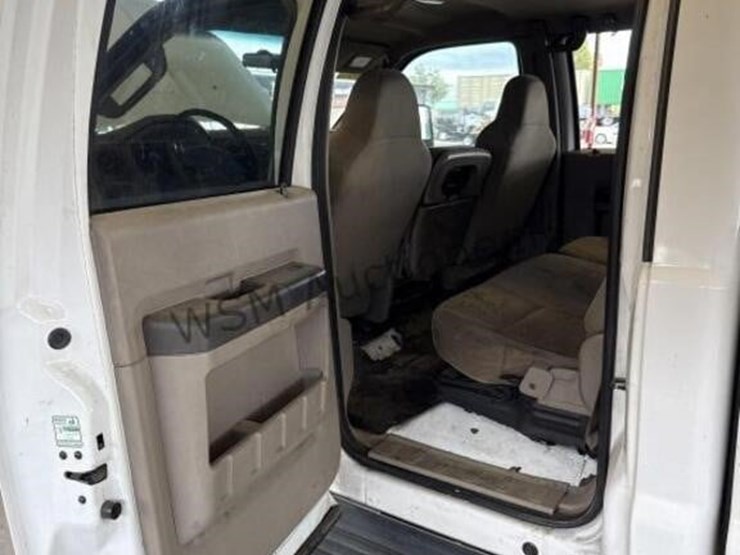 2008-ford-f250-image-28