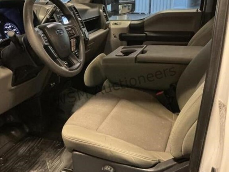 2022-ford-f250-image-26