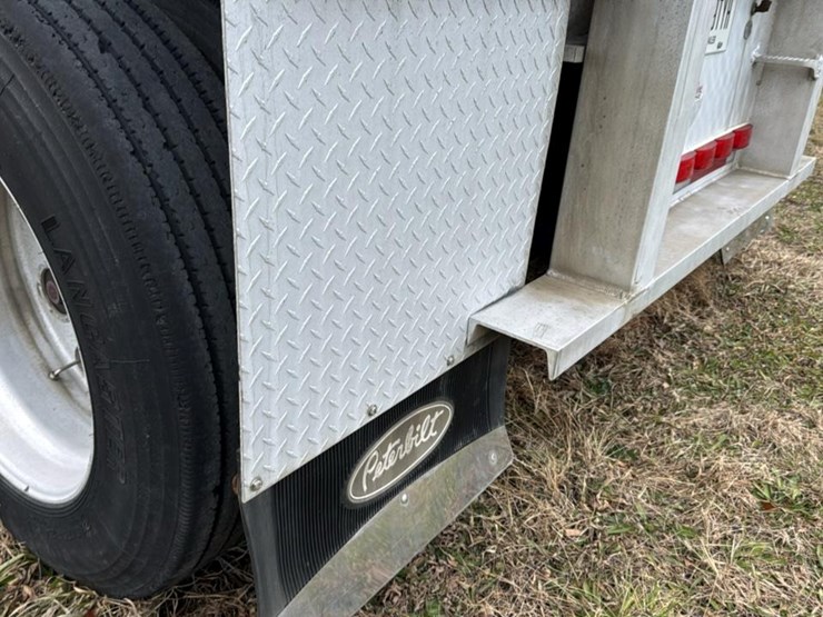 #153-•-1991-ravens-flat-bed-trailer-image-35