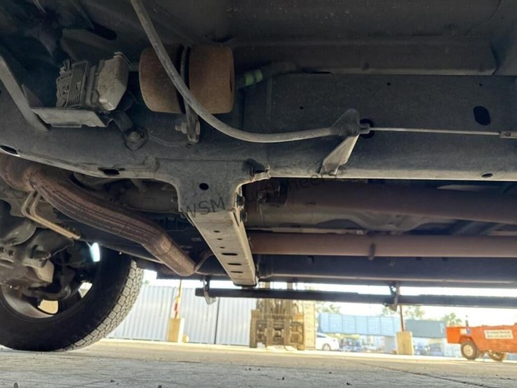 2017-ram-1500-lone-star-image-32