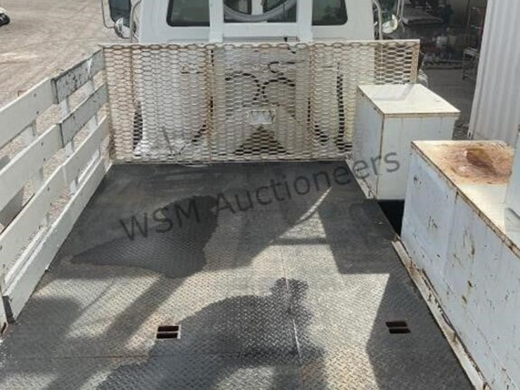 2007-sterling-l7500-image-15