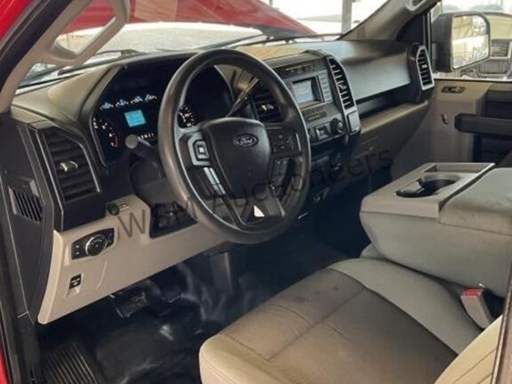 2017-ford-f150-image-22