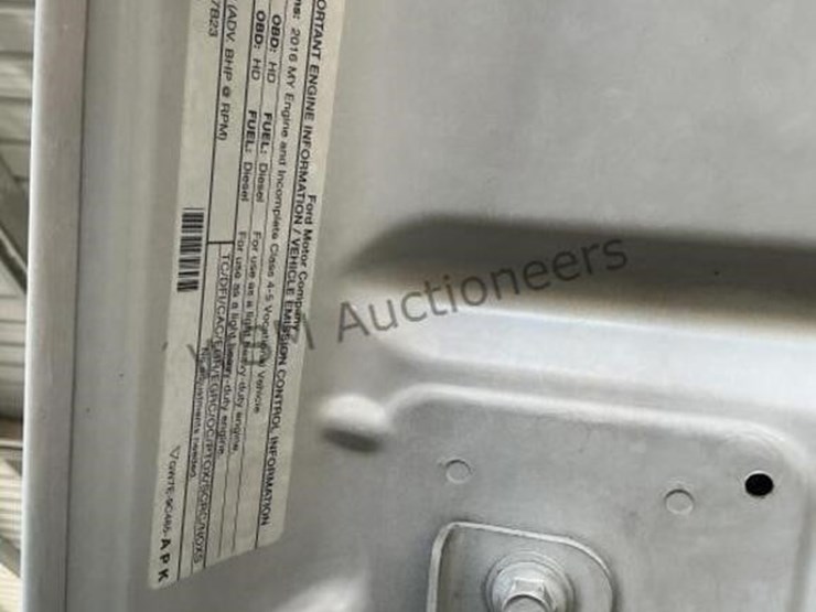 2016-ford-f550-image-12