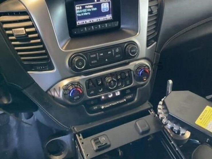 chevrolet-tahoe-image-18