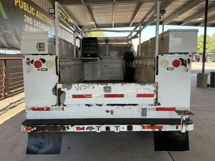 2016-ford-f550-image-6