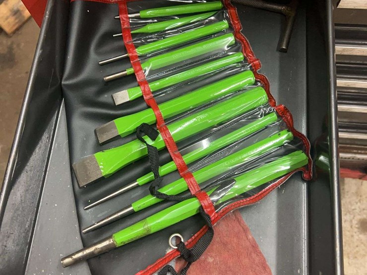 craftsman-toolbox-with-contents-image-19