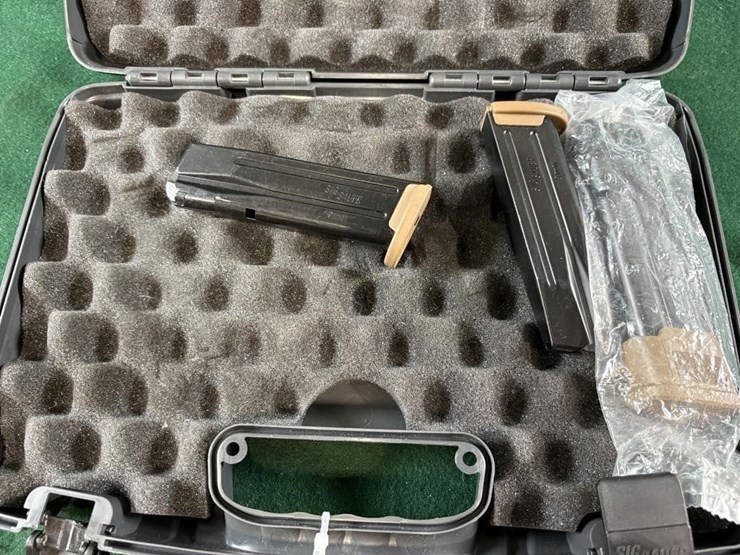 sig-sauer-p320-m17-9mm-pistol-image-7