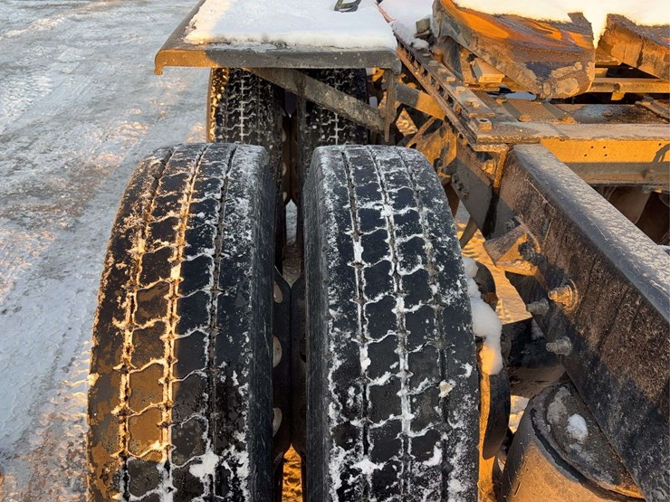 2018-kw-880-semi-image-7