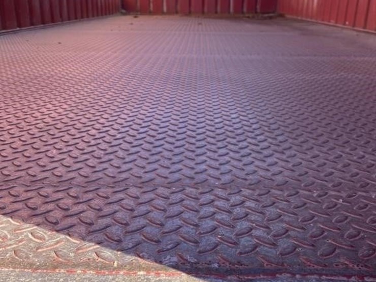 international-4900-image-8