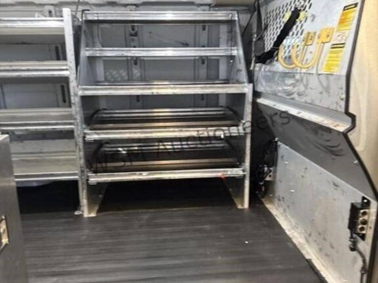 chevrolet-express-2500-image-11