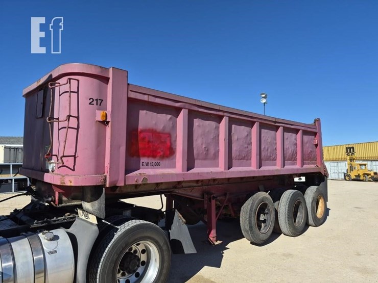 heil-trailer-image-1