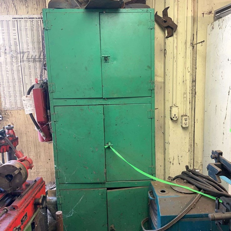 Tool Cabinets With Contents And Arc Welder