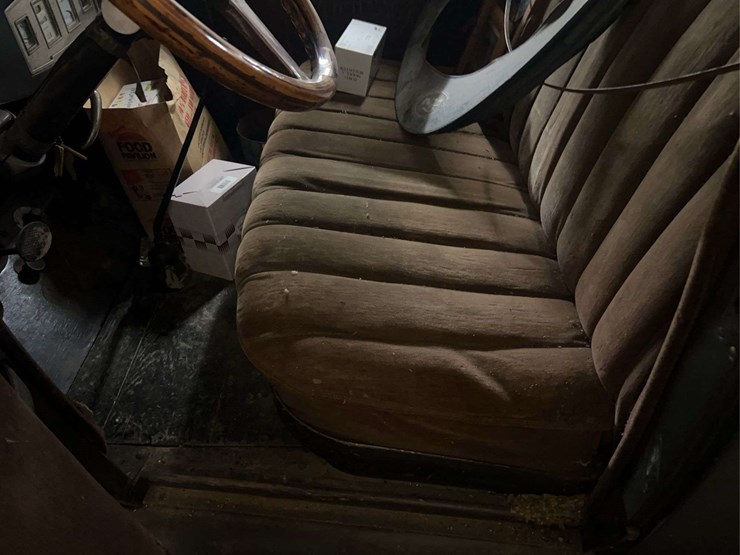 studebaker-car-image-75