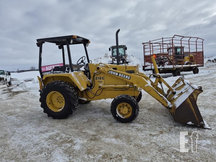 deere-210c-image-6