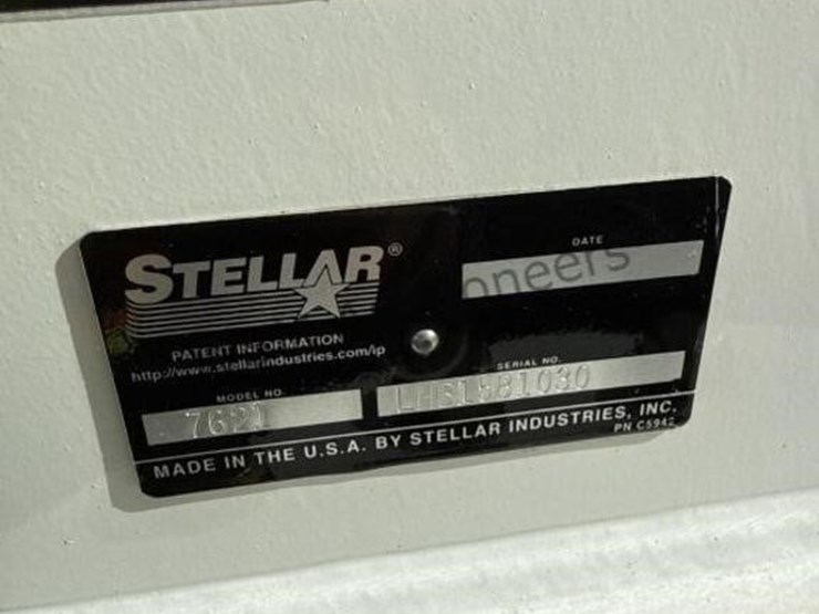 2016-ford-f550-image-18