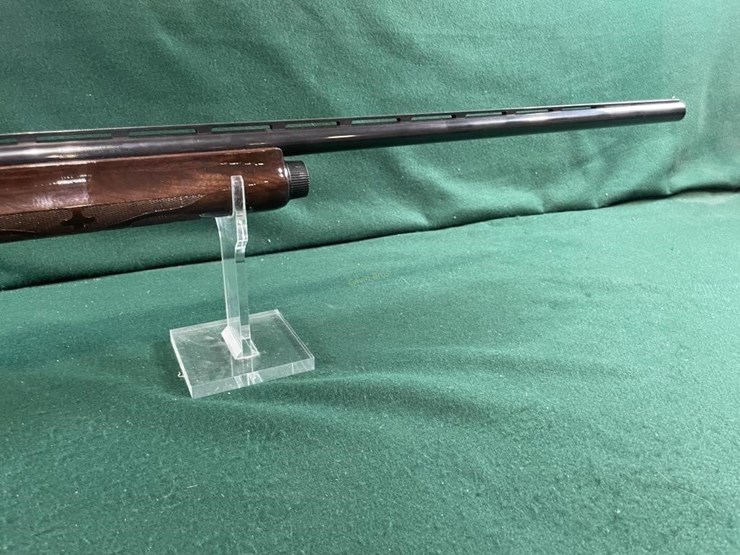 remington-mdl.1100-12ga-shotgun-image-4