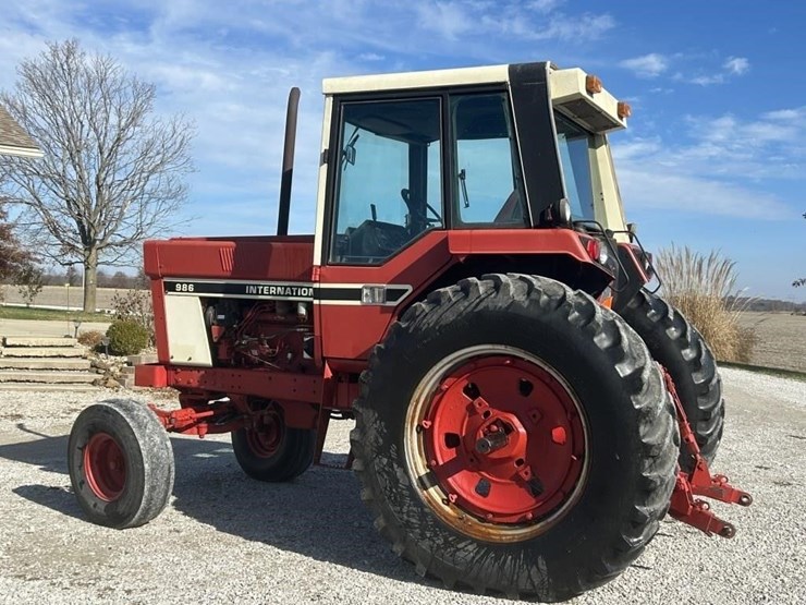 international-986-image-4