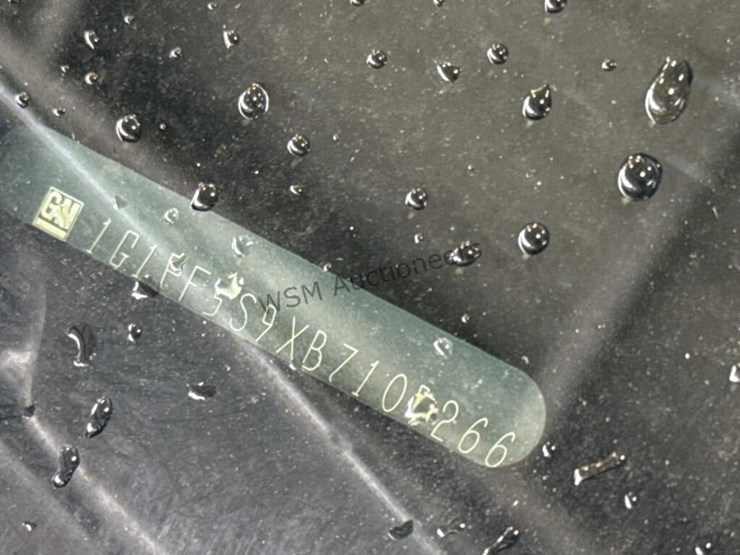 2011-chevrolet-cruze-lt-sdn-image-14