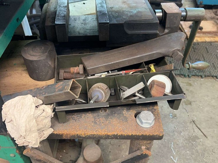 lathe,-line-boring-machine,-miscellaneous-machine-tools-image-14