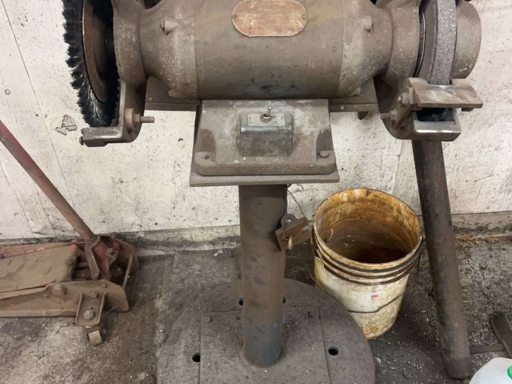 large-grinder-and-drill-press-image-2