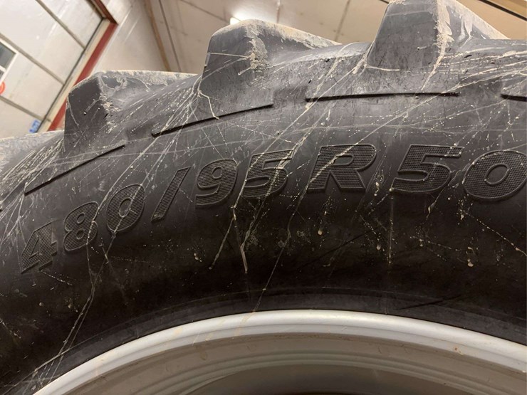 agco-fendt-1042-tractor-image-5