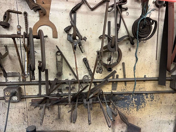 wall-of-tools-image-16