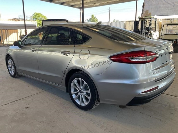 2020-ford-fusion-hybrid-sdn-image-5