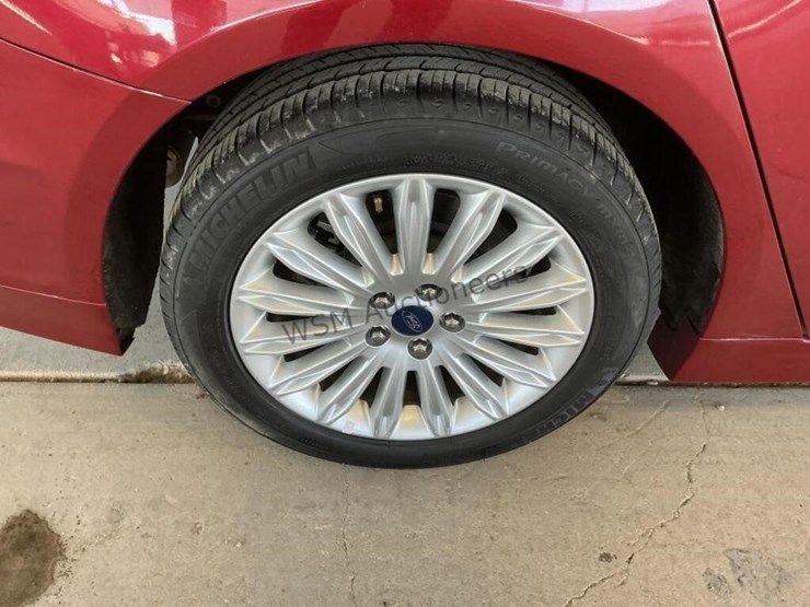 2015-ford-fusion-hybrid-sdn-image-8