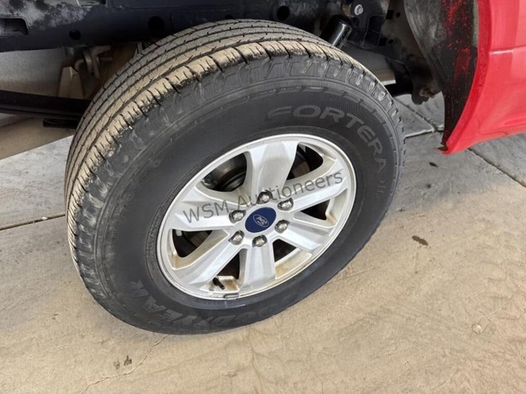 2016-ford-f150-image-8