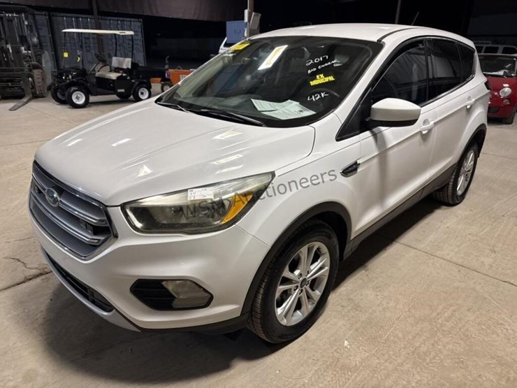 ford-escape-se-image-4