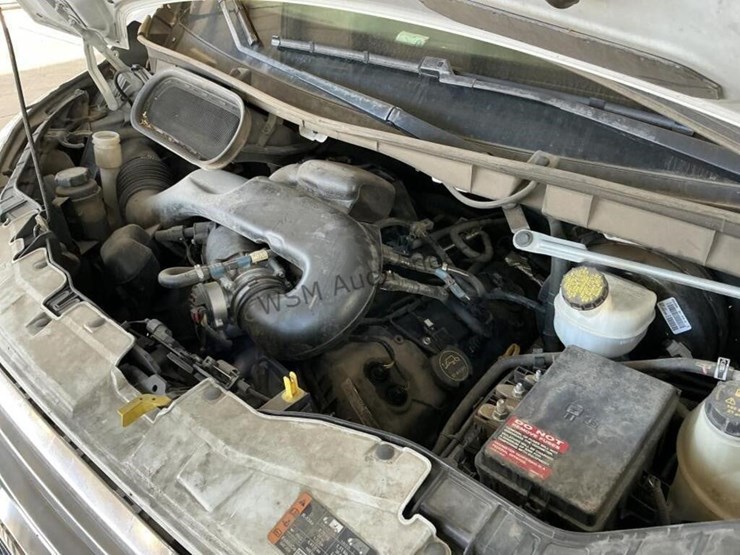 2018-ford-transit-image-13