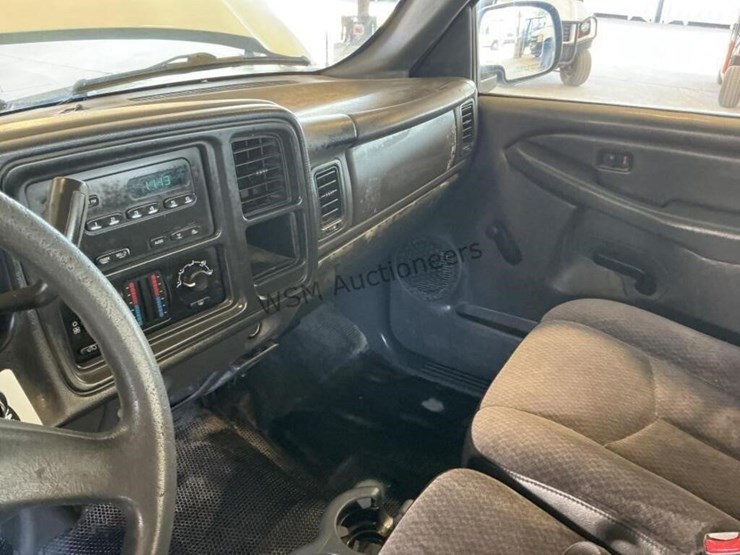 2006-chevrolet-silverado-1500-image-19