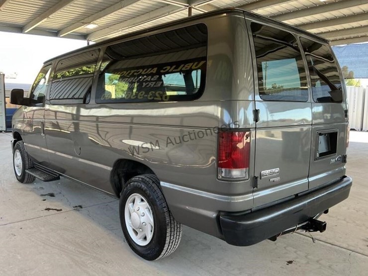 2009-ford-e150-image-5