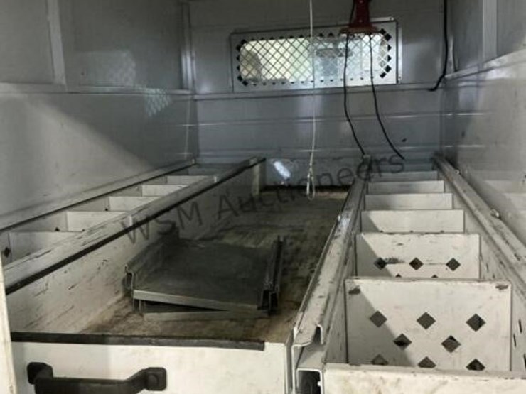 2022-ford-f250-image-11