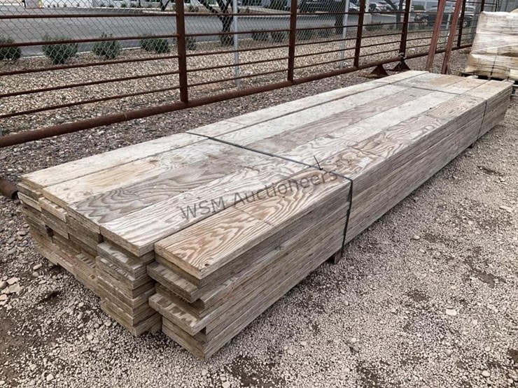 bundle-of-16ft-scaffolding-planks-image-4