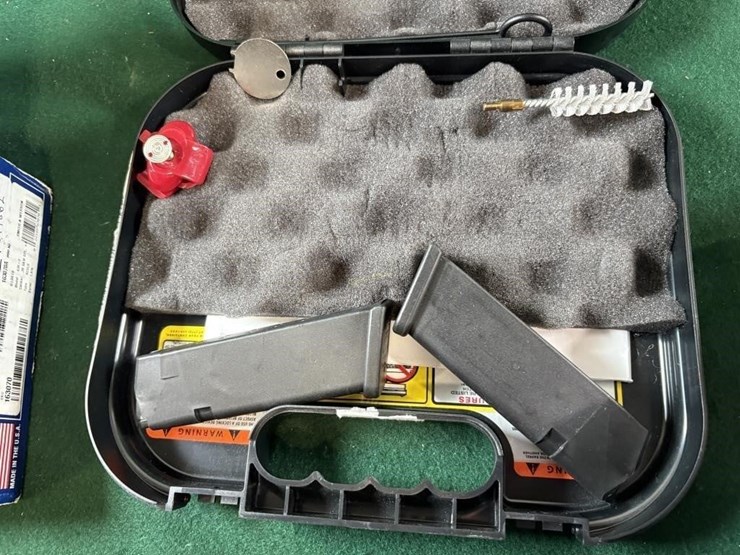 glock-21-gen4-45-auto-pistol-image-10