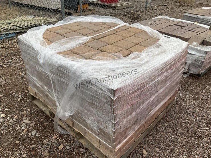 pallet-of-stone-pavers-image-3