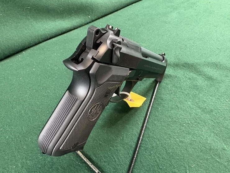 p.-beretta-mdl.92-9mm-pistol-image-5