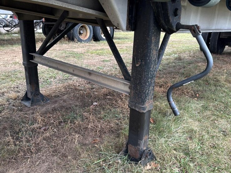 #153-•-1991-ravens-flat-bed-trailer-image-10