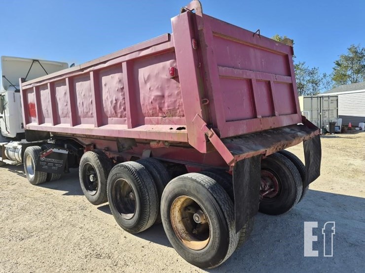 heil-trailer-image-10