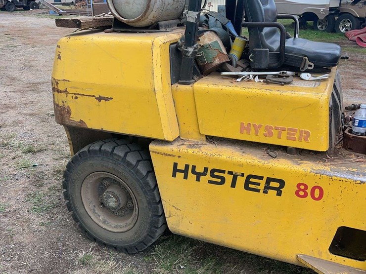 hyster-model-80-all-terrain-forklift-image-14