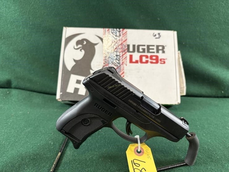 ruger-lc9s-9mm-luger-pistol-image-1